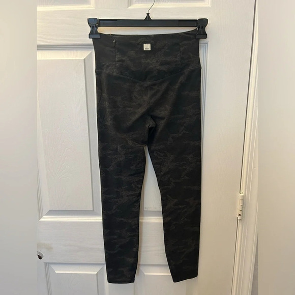 VUORI
WOMEN'S CLEAN ELEVATION LEGGING - Picture 4 of 5